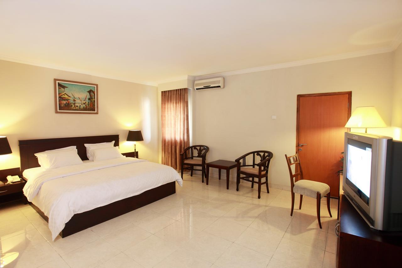 Отель Horison Plaza Tegal Номер фото